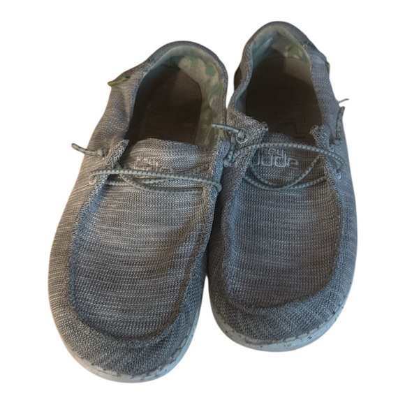Hey Dude Gray Slip On Shoes Size 2 - Picture 1 of 5
